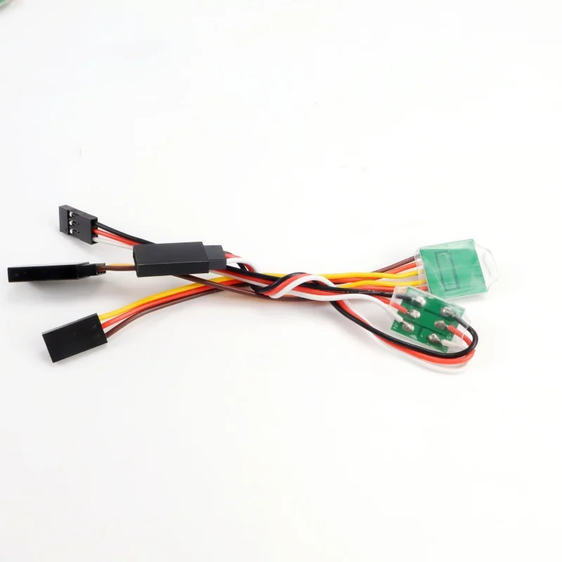 Universele servo inverter signaal 4-6 V/3.6 V-24 V servo reverser lage/hoogspanning voor afstandsbediening servo vliegtuigen