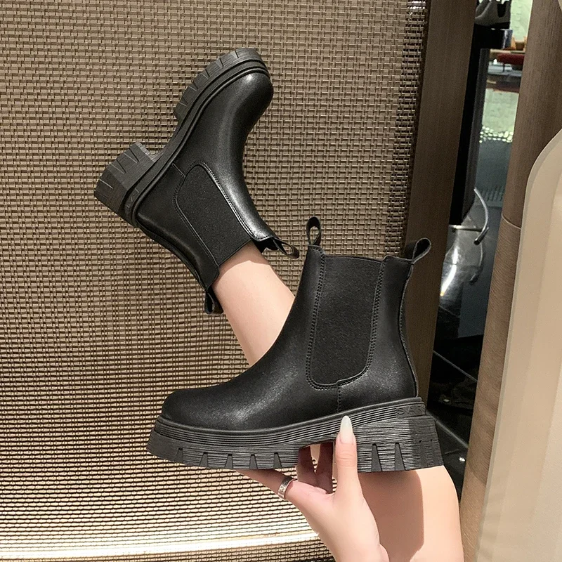 Winter New Style College Style Versatile Casual Mid-calf Women's Boots Fashionable Thick Sole Thick Heel Knight Boots for Women