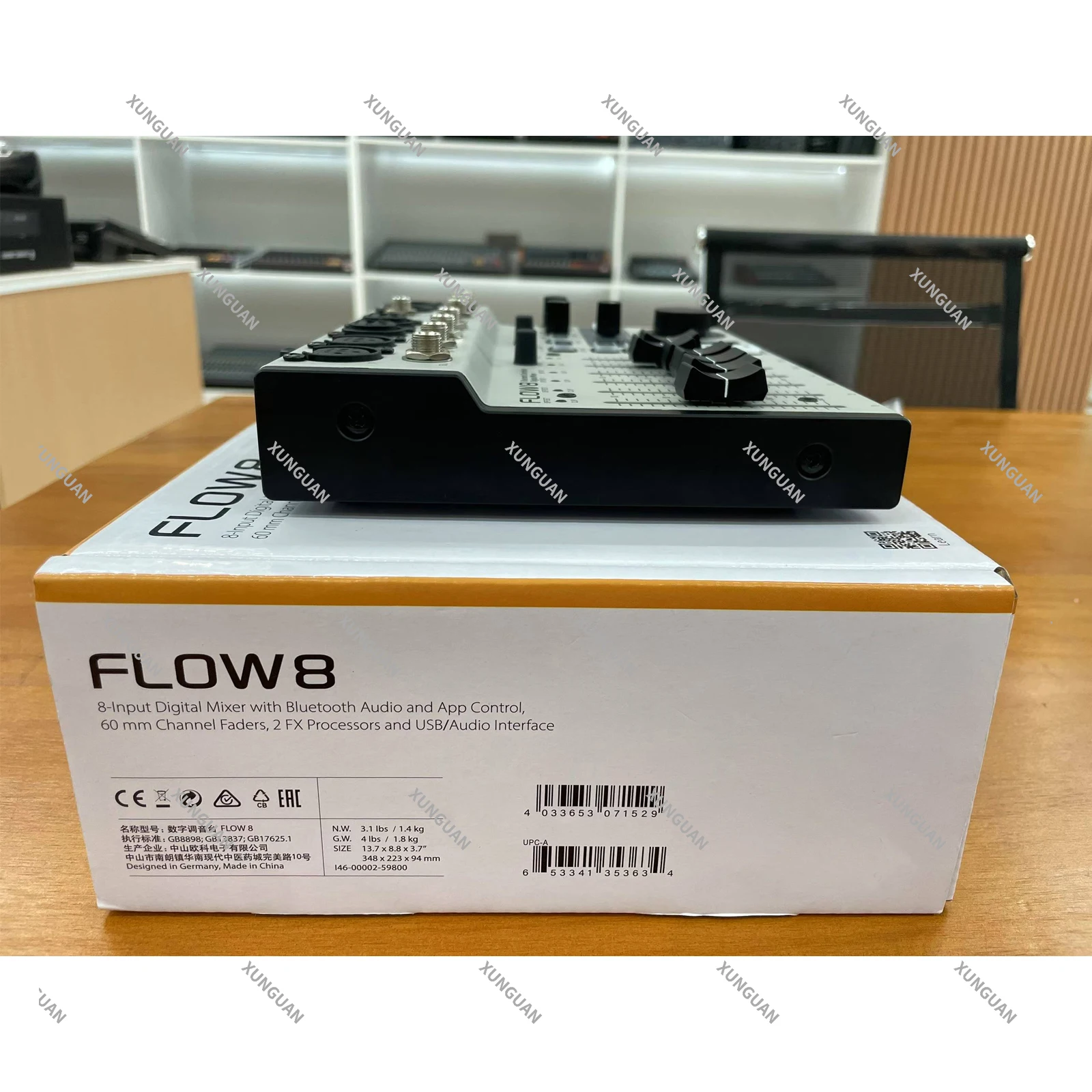 Flow8 Mini Console Mixer Digital 8CH com Áudio Bluetooth e Controle de Aplicativos 2 Processadores FX e Interface USB/Audio