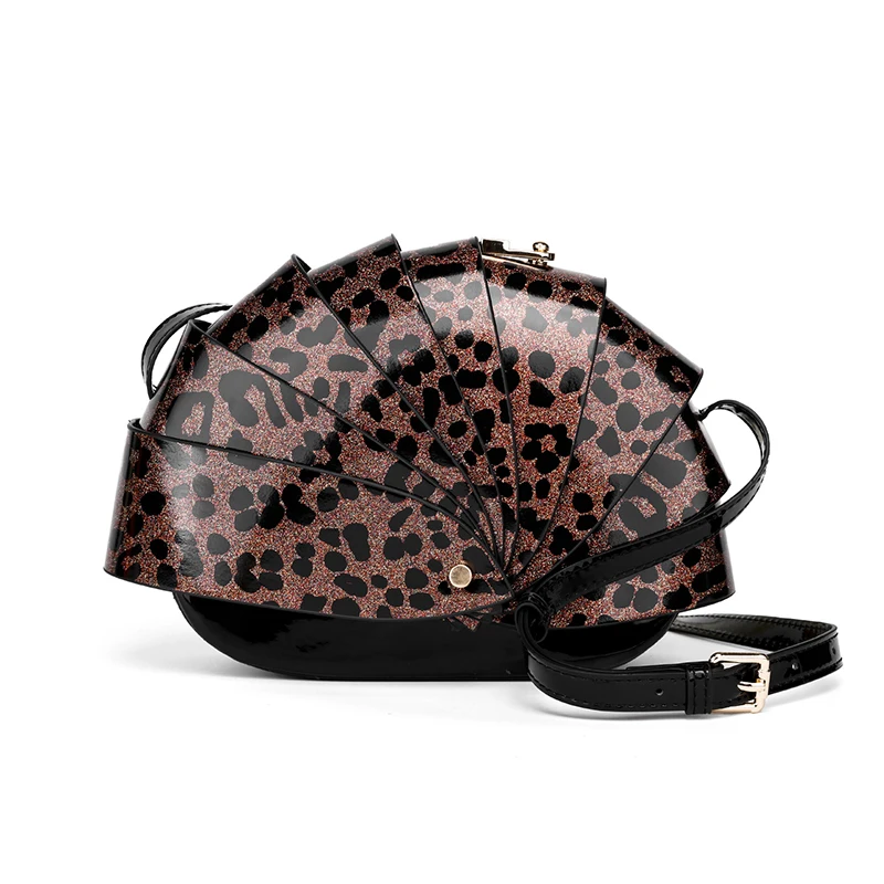 

Сумка на плечо в форме веера с принтом леопарда, Европа и Америка, нишевый дизайн, креативная сумка через плечо в форме улитки, новая стильная глянцевая сумка