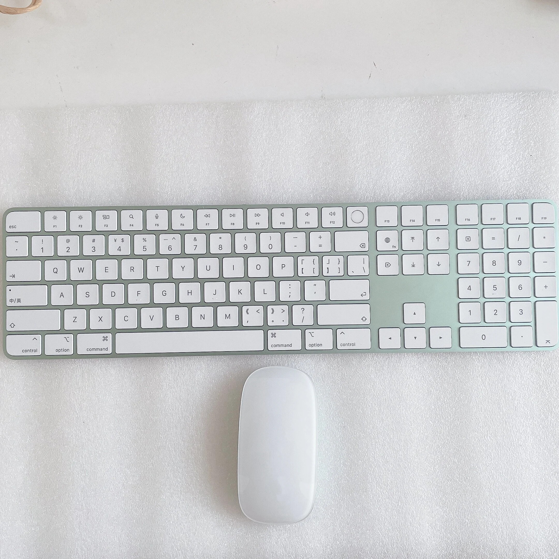 Teclado mágico com Touch ID e mouse mágico