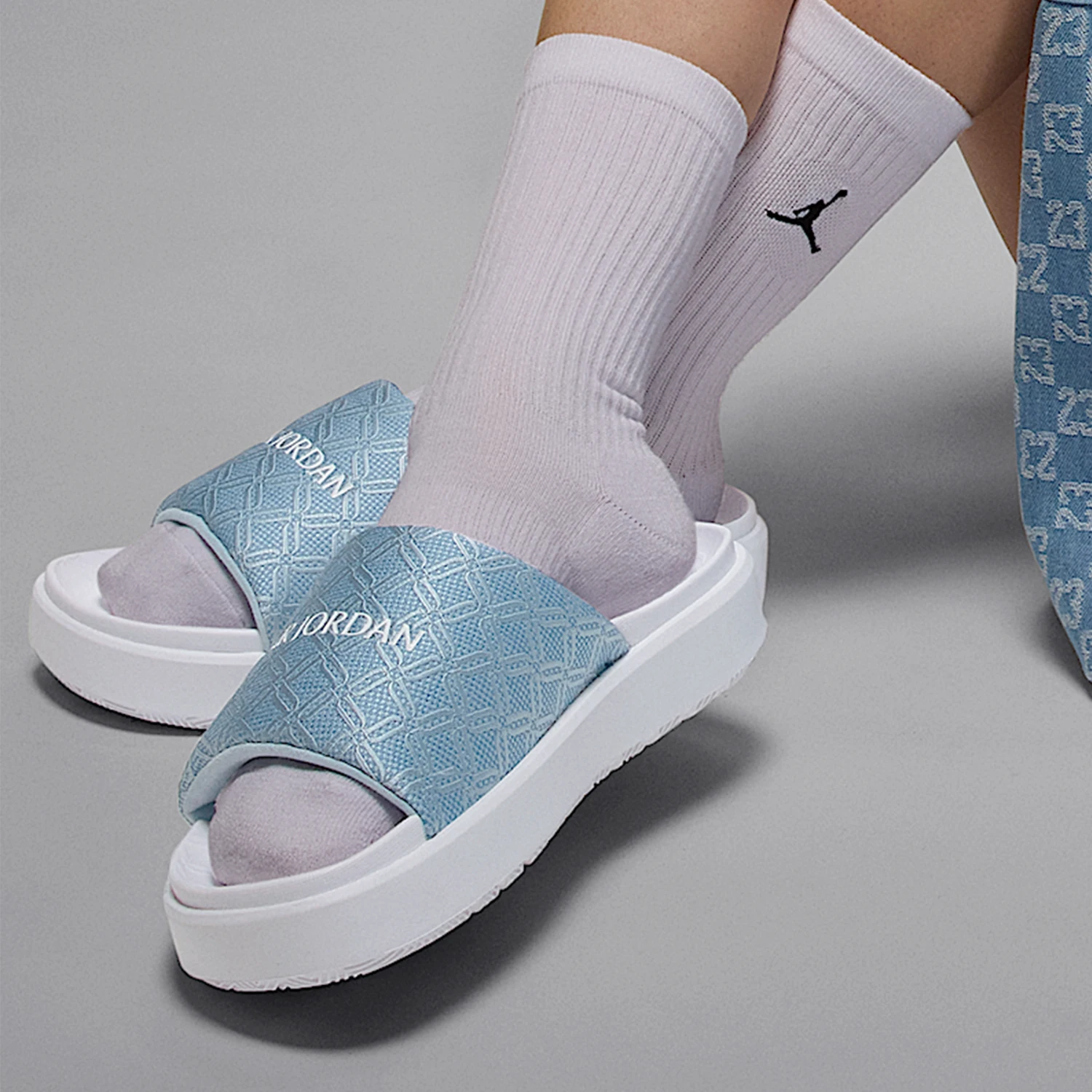 

Оригинальные женские повседневные сандалии Nike JORDAN на высокой подошве HQ8070-400