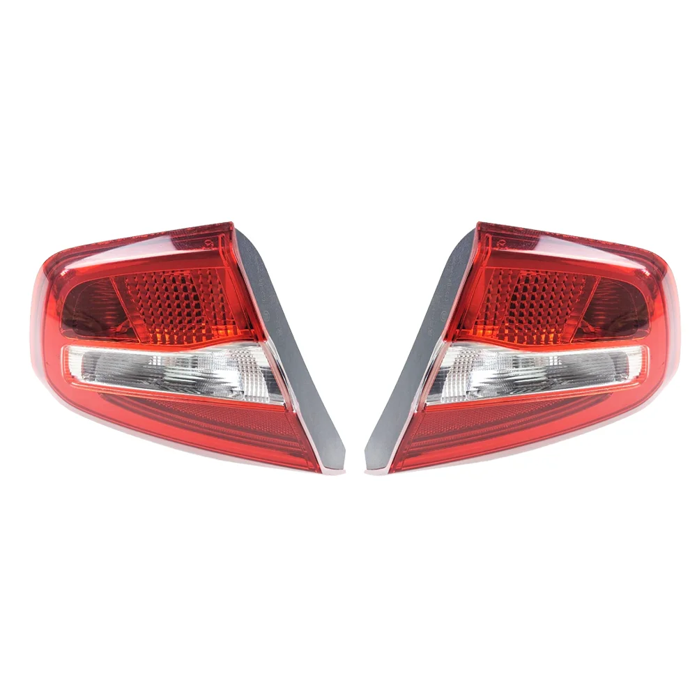 Suitable for Mercedes Benz GLA200 GLA220 GLA260 GLA45 W156 Rear brake Signal Tail lights A1569060358 A1569060458 Auto parts