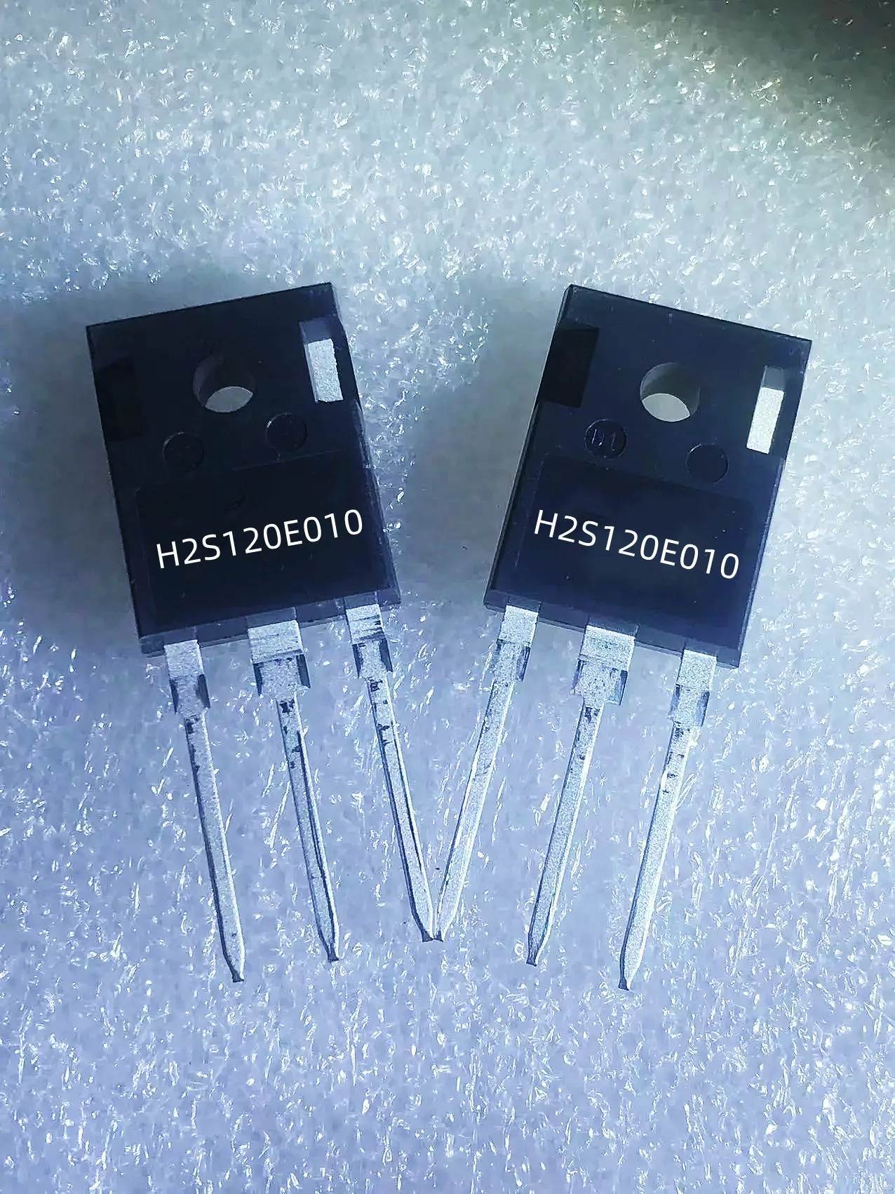 1pcs H2S120E010 TO-247 original stock H2S120E010 integrated circuit IC chip