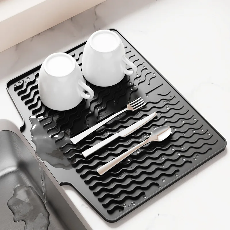 Fashion New Silicone Tableware Drain Mat Non-slip Sink Mat Slope Diversion Dishes Drying Water Mat Insulation
