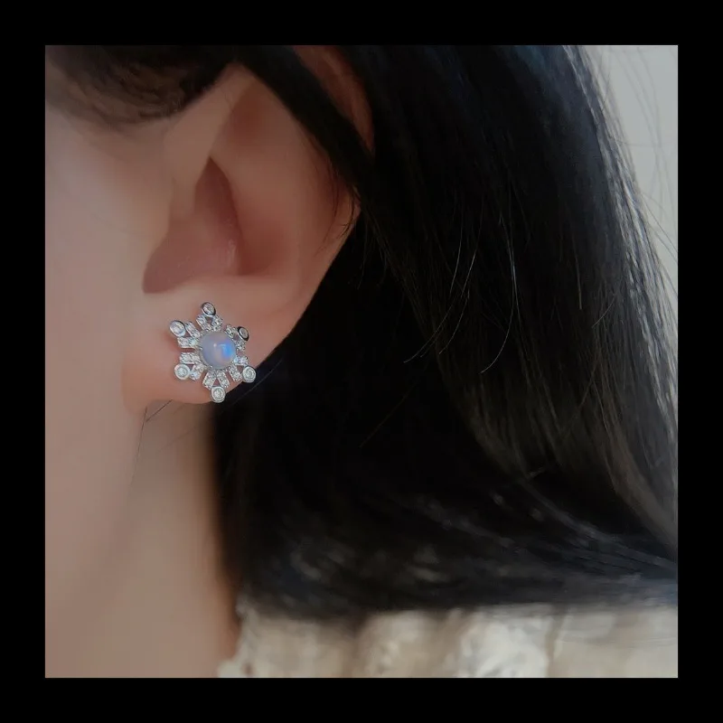 Ins رائجة البيع مجوهرات 925 حقيبة سداسية فضية مع ندفة الثلج Moonstone وأقراط أقراط نسائية عصرية