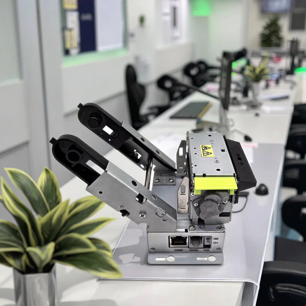 

Принтер для киосков ATV&UTVK21 с функцией предотвращения застревания и вытягивания бумаги, с резаком