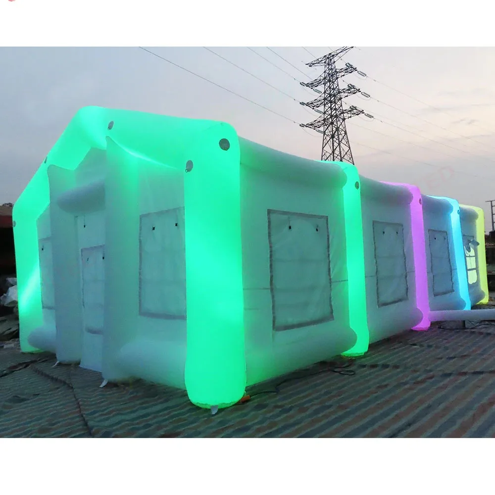 vendita all'ingrosso Tenda gonfiabile bianca per matrimoni Tenda gonfiabile portatile per feste Casa quadrata per eventi di nozze con luci a LED aria libera