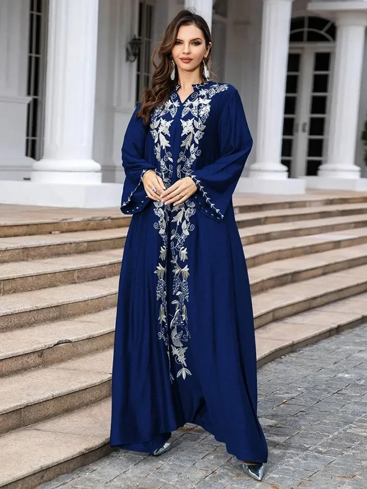 

2025 New Ramadan Muslim Embroidery Luxury Woman Evening Dresses Dubai Women's Loose Sleeve Abayas M-2XL