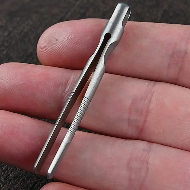 Mini Titanium Tweezers Keychain Tweezers Outdoor Camping Gadget Mini Travel Tool Outdoor Pocket Maintenance Tool ﻿