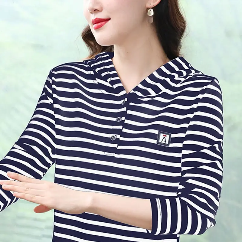 Spring and Autumn Women\'s Long Sleeve T-shirt Pure Cotton Hooded Sweater Black White Stripe Commuter Tees Fashion Loose Tops