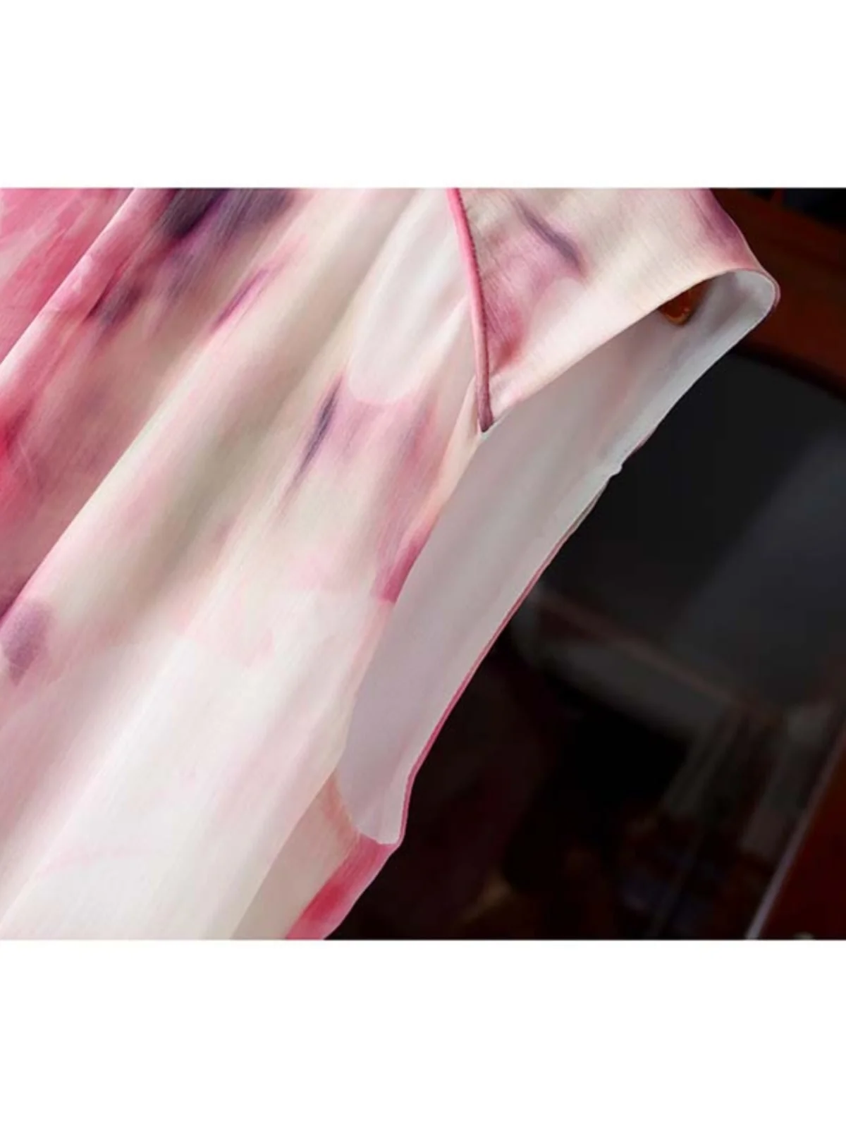 Saia Midi A-Line com Estampa Floral Rosa Doce, Cintura Ajustável, Plissada, Nova Chegada de Verão