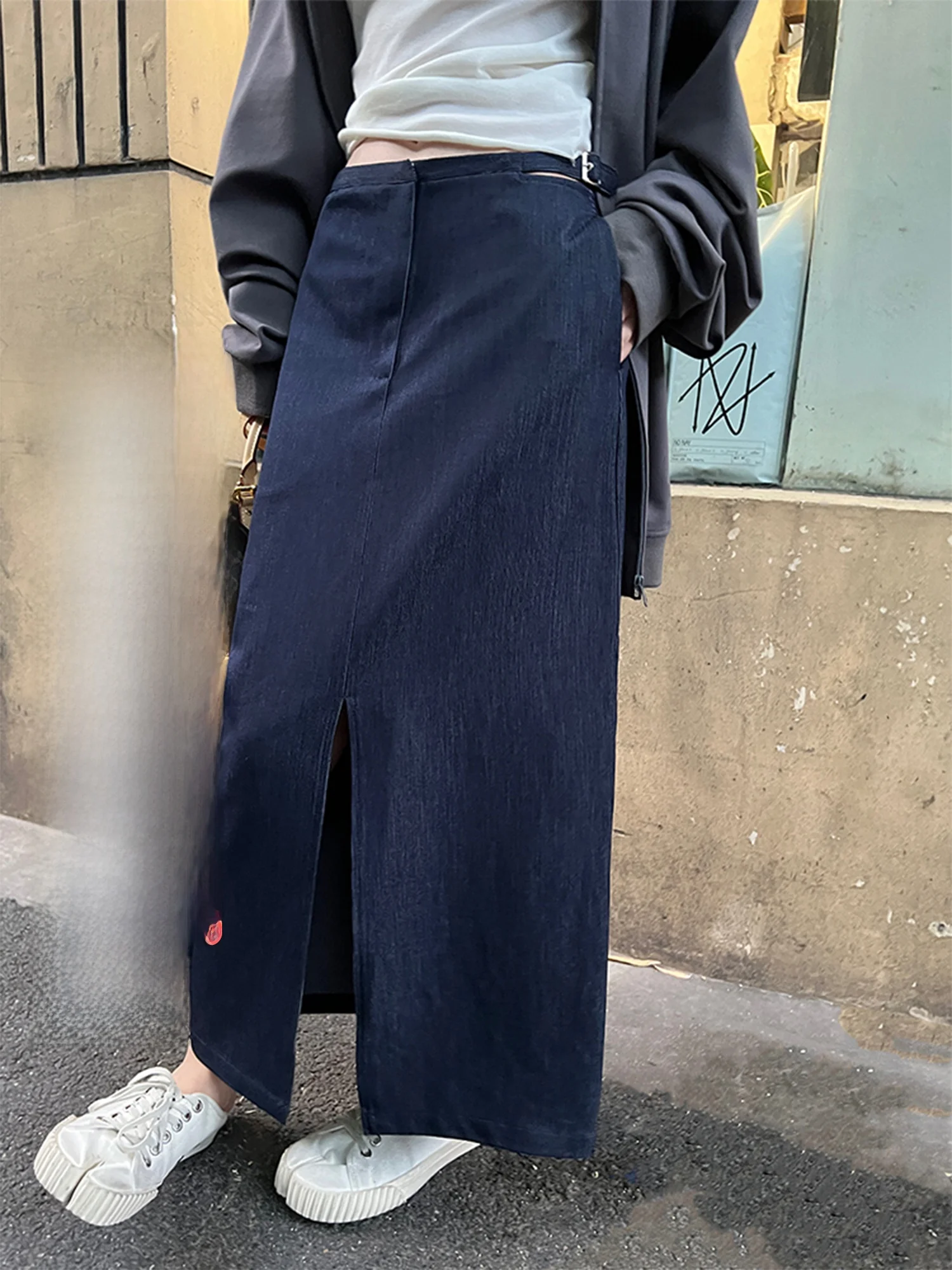 

Superniniyy Slimming A-Line Skirt with Side Waist Buckle Design And Front Split for Women High Waist Polyester Cotton Blend