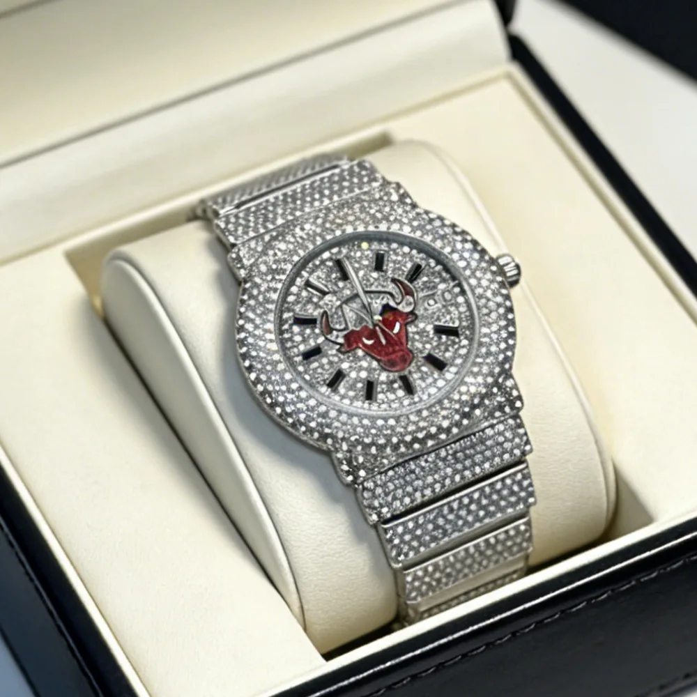 Luxury Bull Head Domineering Pattern Dial Diamond Quartz Watch Men Top Iced Out Steel Watches Hip Hop Bling Clock Dropshipping