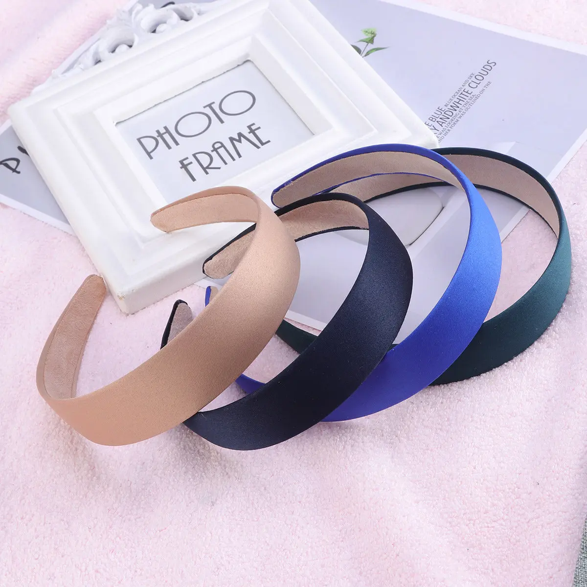 

8Pcs Wide Soft Cloth Headbands for Women One Size Fits Most Fashion Hair Hoop Hair Accessory in 8 Colors Brown Black Dark
