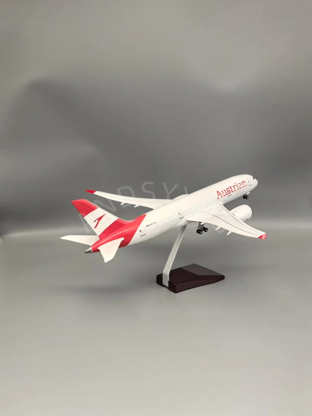43CM Airplane Model B787 Austrian Airlines Plane Model Adults Fun With LED Light(Touch or Sound Control) Miniature Collectible