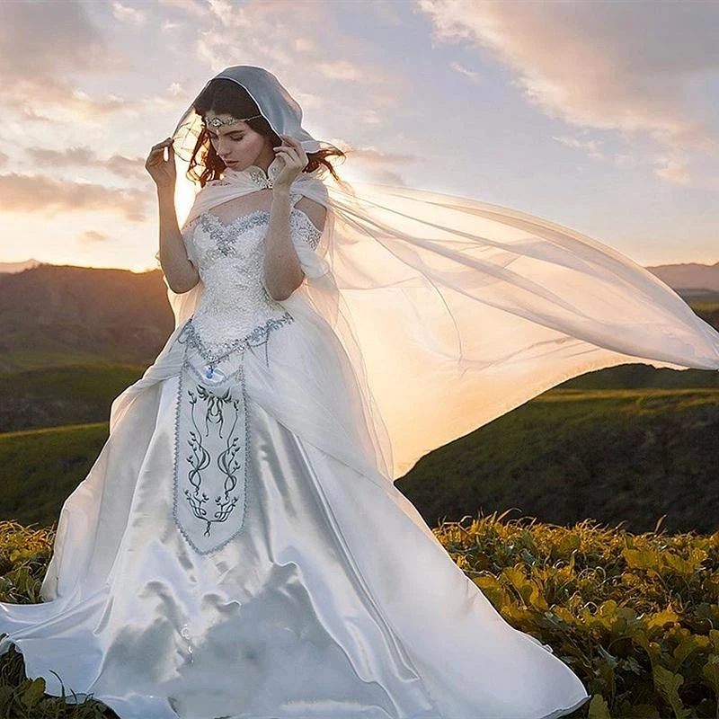 Vestidos de novia medievales Capa de elfo Capa Hada Mangas largas bordado Renacimiento Fantasía Vestido de novia victoriano tamaño personalizado