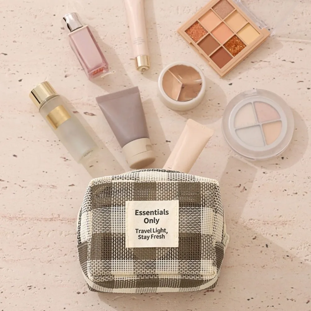 

Casual Lightweight Mesh Makeup Bag Square Zipper Transparent Mesh Cosmetic Bag Handheld Large Capacity Cosmetic Cases Camping