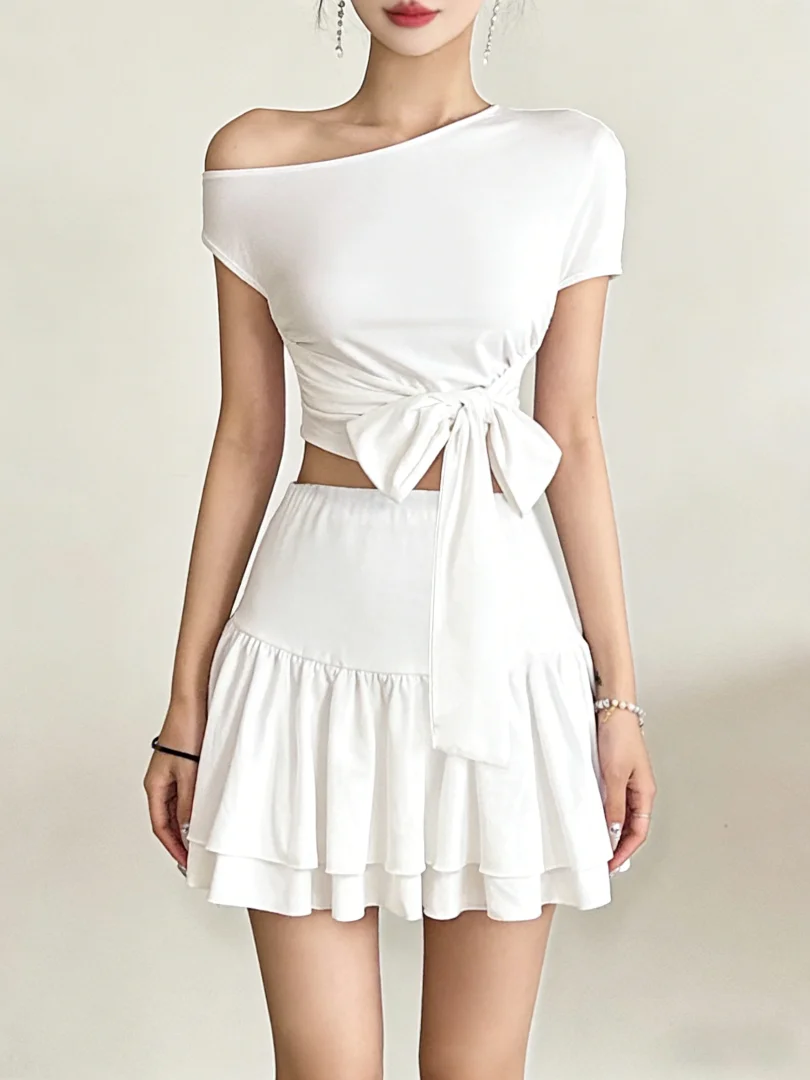 NUOMICI Gonna a vita alta da donna a maniche corte con fiocco diagonale bianco Gonna semplice ed elegante da ragazza sexy in stile gruppo Abito a due pezzi