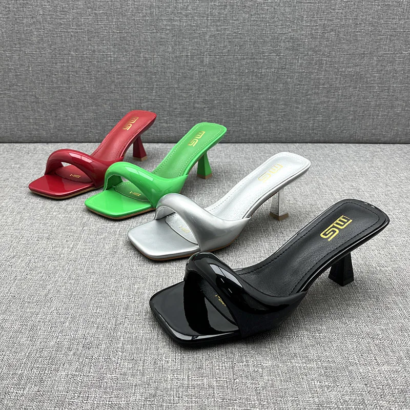 

Modern Slippers 2024 Summer New Patent Leather Asymmetric High Heel Slippers Stiletto Stylish Outside Women's Sandals