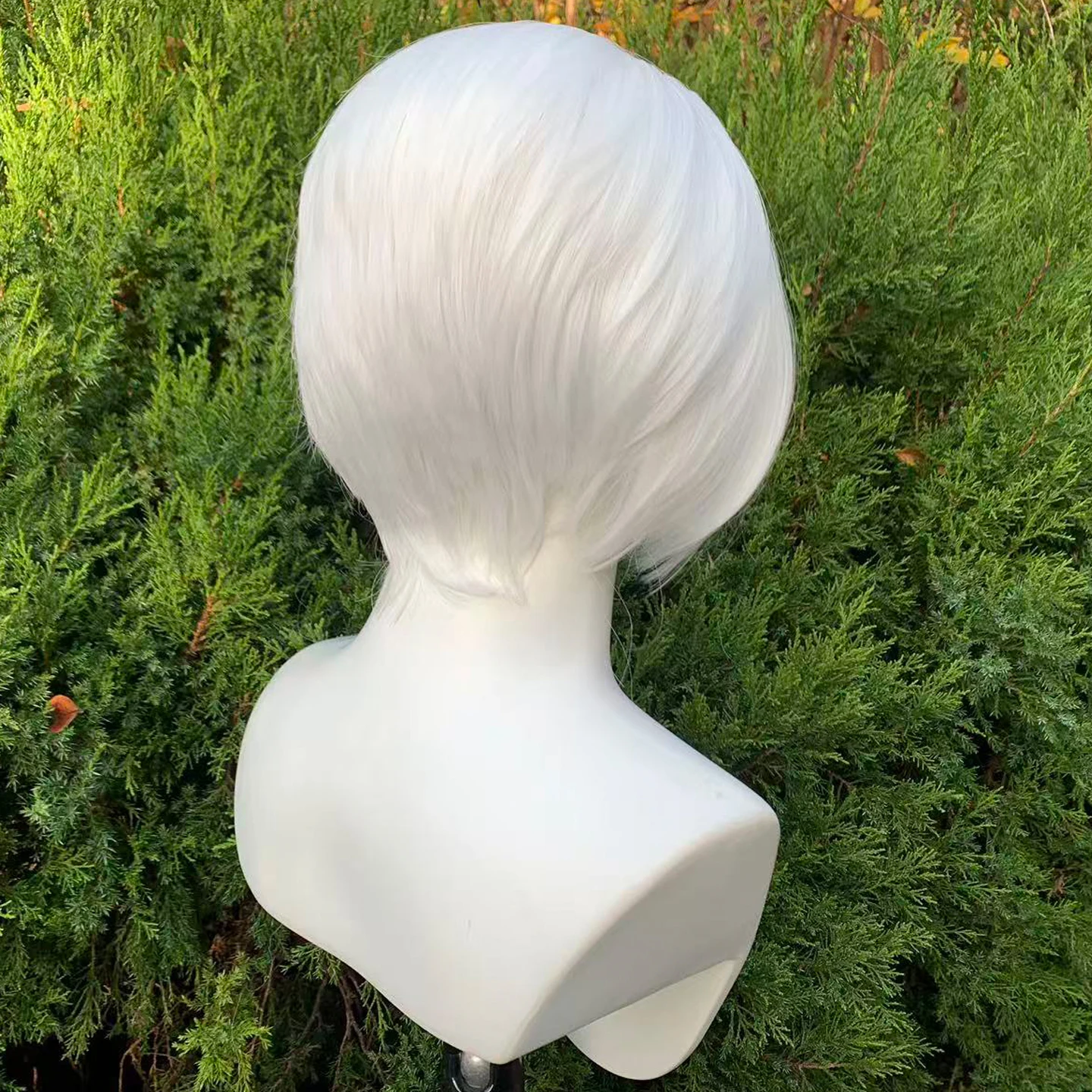 White Short Lace Front Wigs 13×4 Short Bob Cut Heat Resistant Wig Straight Glueless Lace Synthetic Hair Wig for Cosplay Daily