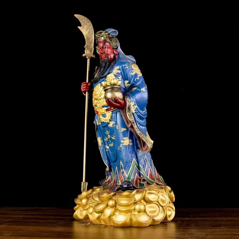 The bronze ingot statue of Guan Yu, the God of Wealth, is a household decoration featuring Guan Yu, Guan Yu's portrait, and the