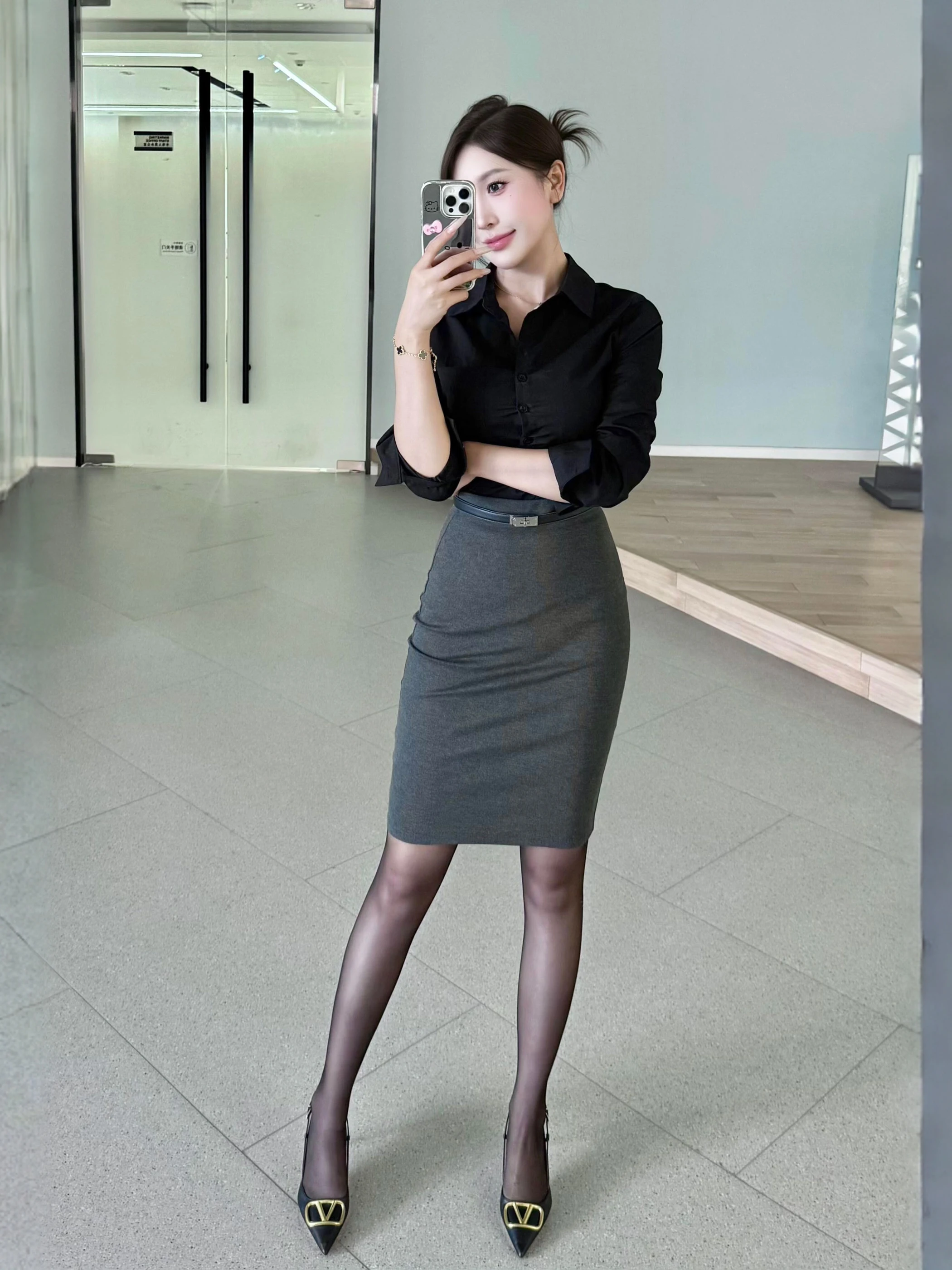 

Elegant Black Neck Shirt And High Waist Bodycon Skirt Two Piece Set Professional Commute Fashion Women's Clothing
