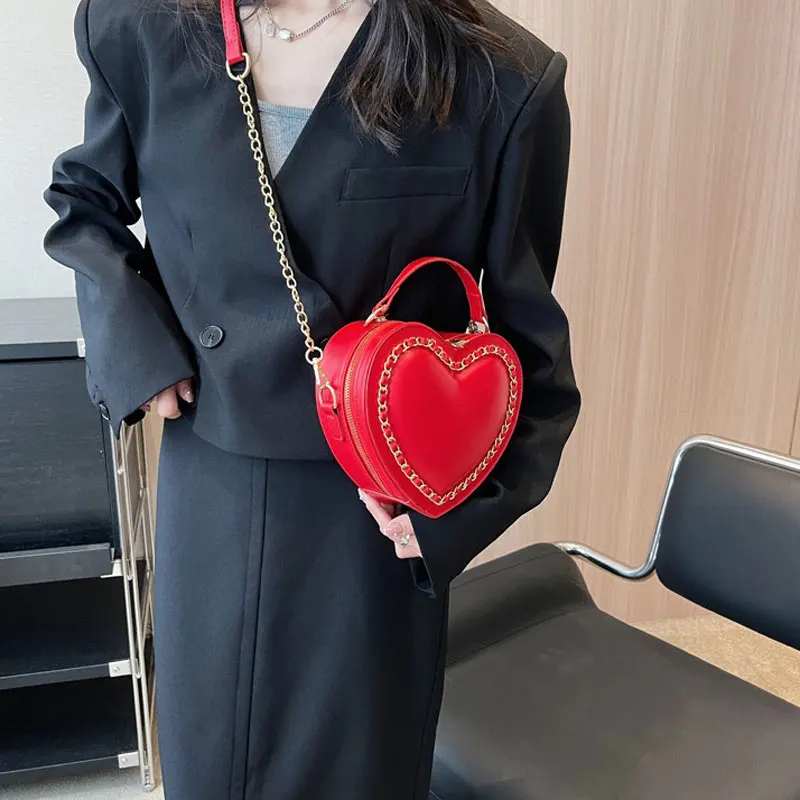 

Women Fashion Heart Shape Crossbody Bag High Quality PU Leather Chain Shoulder Bag Office Lady Versatile Sweet Handbags