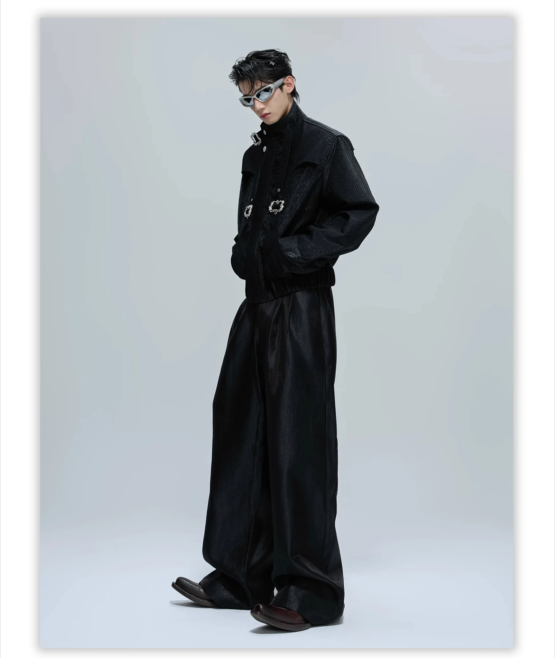 2025 جديد الرجال نمط التمساح الموازين سترة جلدية قصيرة حمراء الوقوف طوق الموهير الربط تصميم سترة سوداء #5