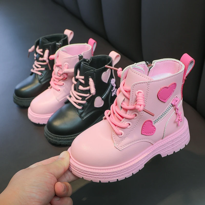 

Girls Fashion Versatile Casual Korean Style Heart Decoration Kids Sweet Princess 2023 Spring and Autumn New Ankle Boots Non-slip