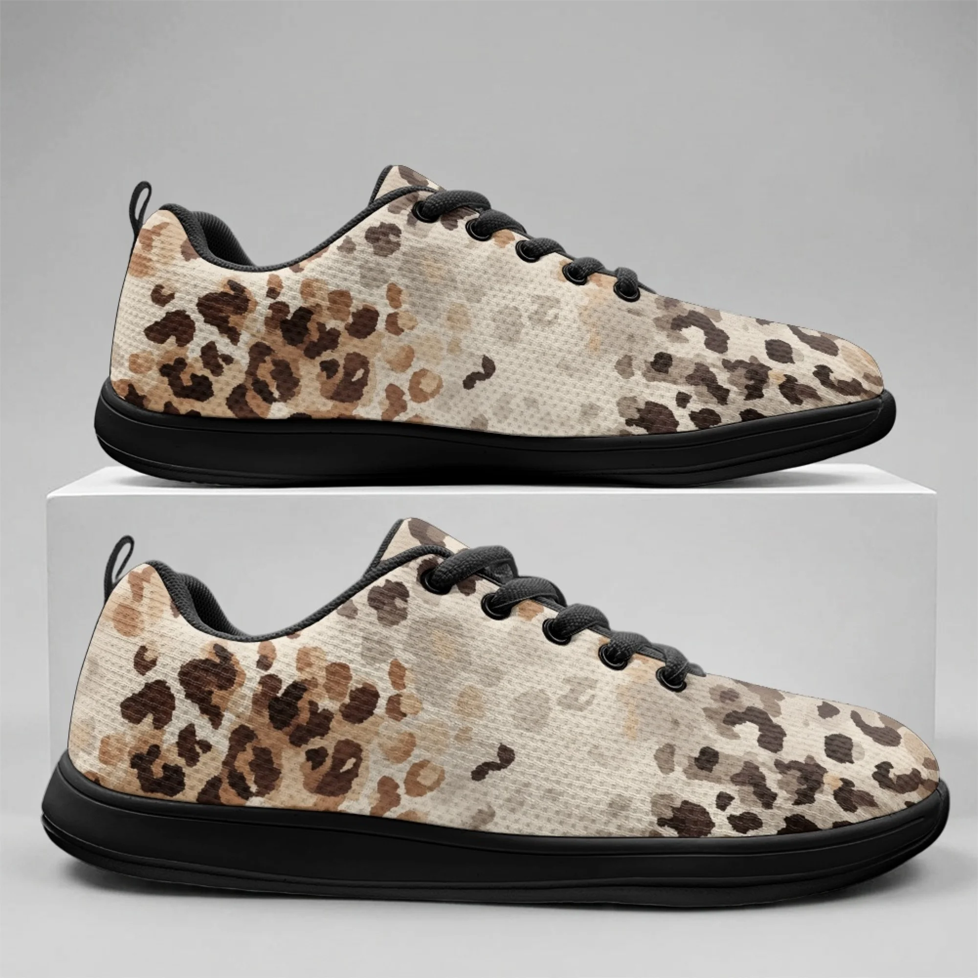 

XIXIRIMIDO Strappy Wide-toed Shoes Leopard Print Mens Walking Shoes Casual Shoes Breathable Mesh Women's Fashion Snakers 36-46