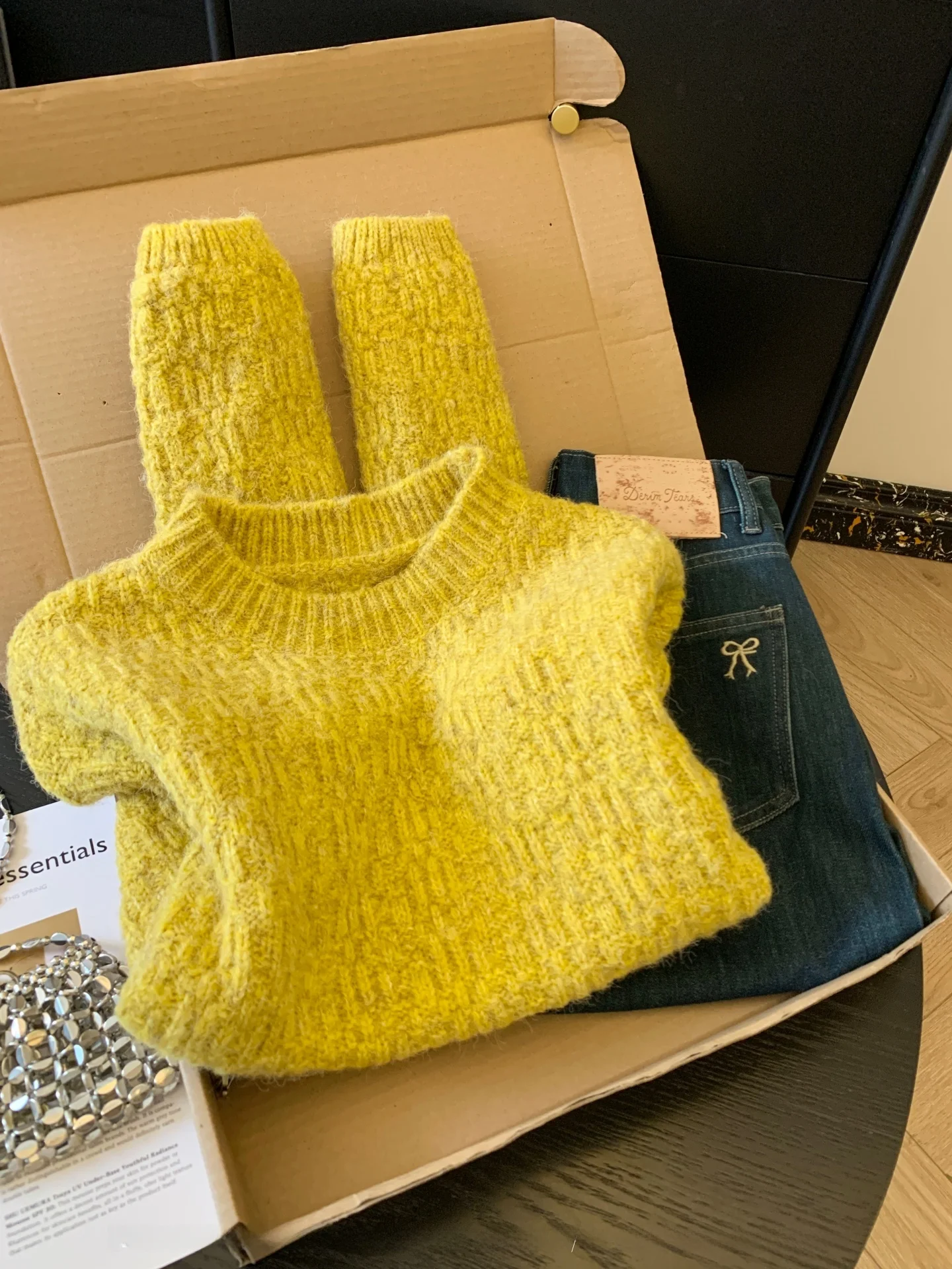 

Ladies' Yellow Bear Fur Knitted Sweater Slimming Inner Wear Autumn Winter Style Loose Fit Straight Tube Long Sleeve Top
