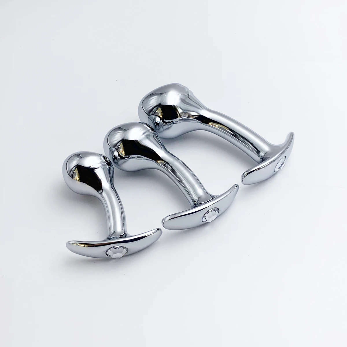 Metal Dildo Anal Plug Gem Base Butt Plug Outdoor Wear Anchor Close-fitting Design Male And Female Masturbators Adult Sex Toys