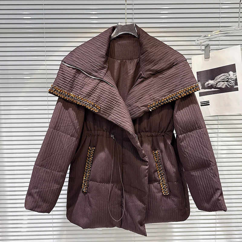 Industria lourde clou perle grand revers col cordon taille chaleur manteau femmes 2025 hiver nouveau mi à longue doudoune