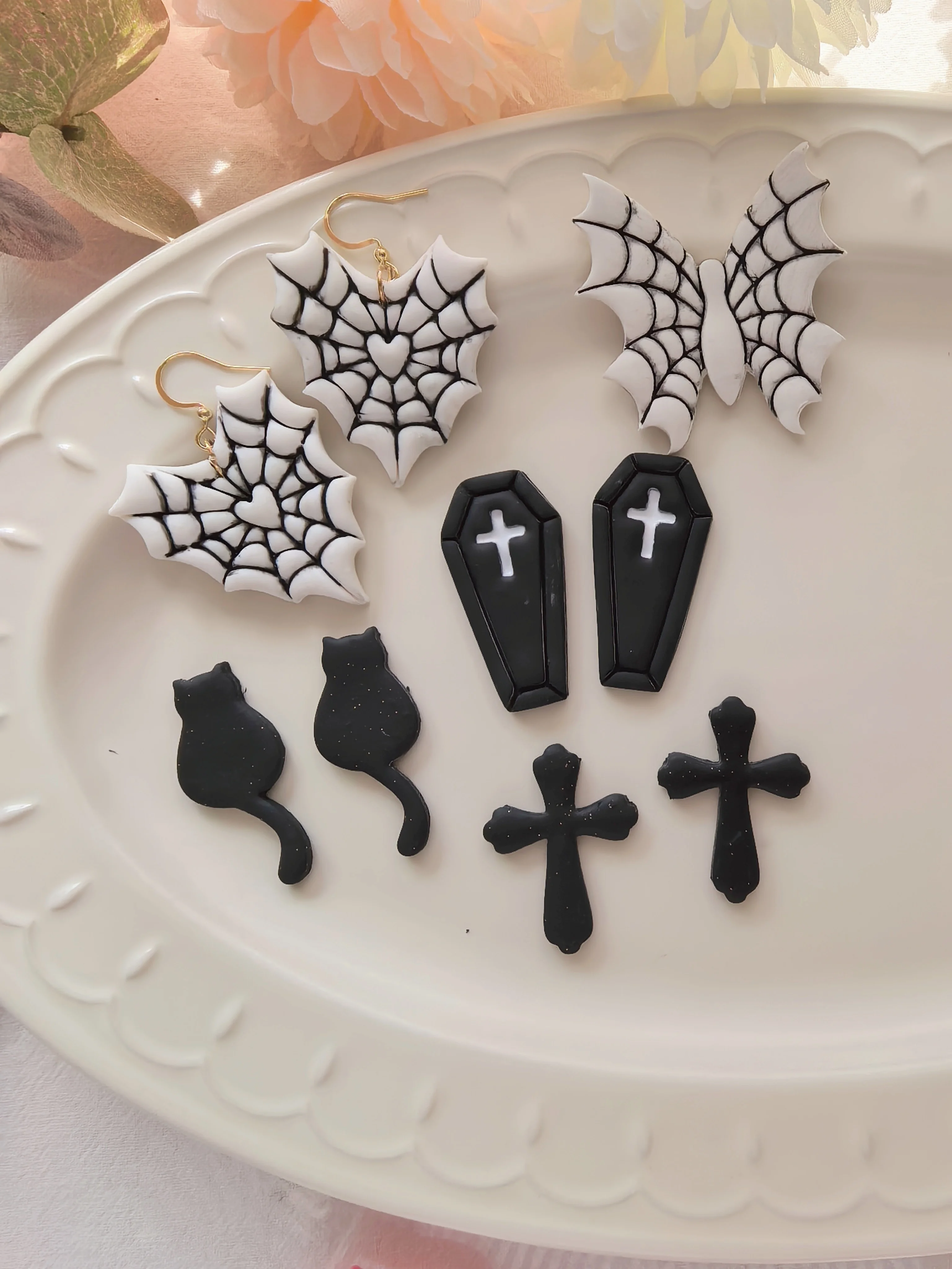 Halloween Serie Polymer Clay Cutter Bat Spider Web Cat Cross Coffin Shape Clay Cutting Dies, DIY Jewelry Making Tool For Earring view 3