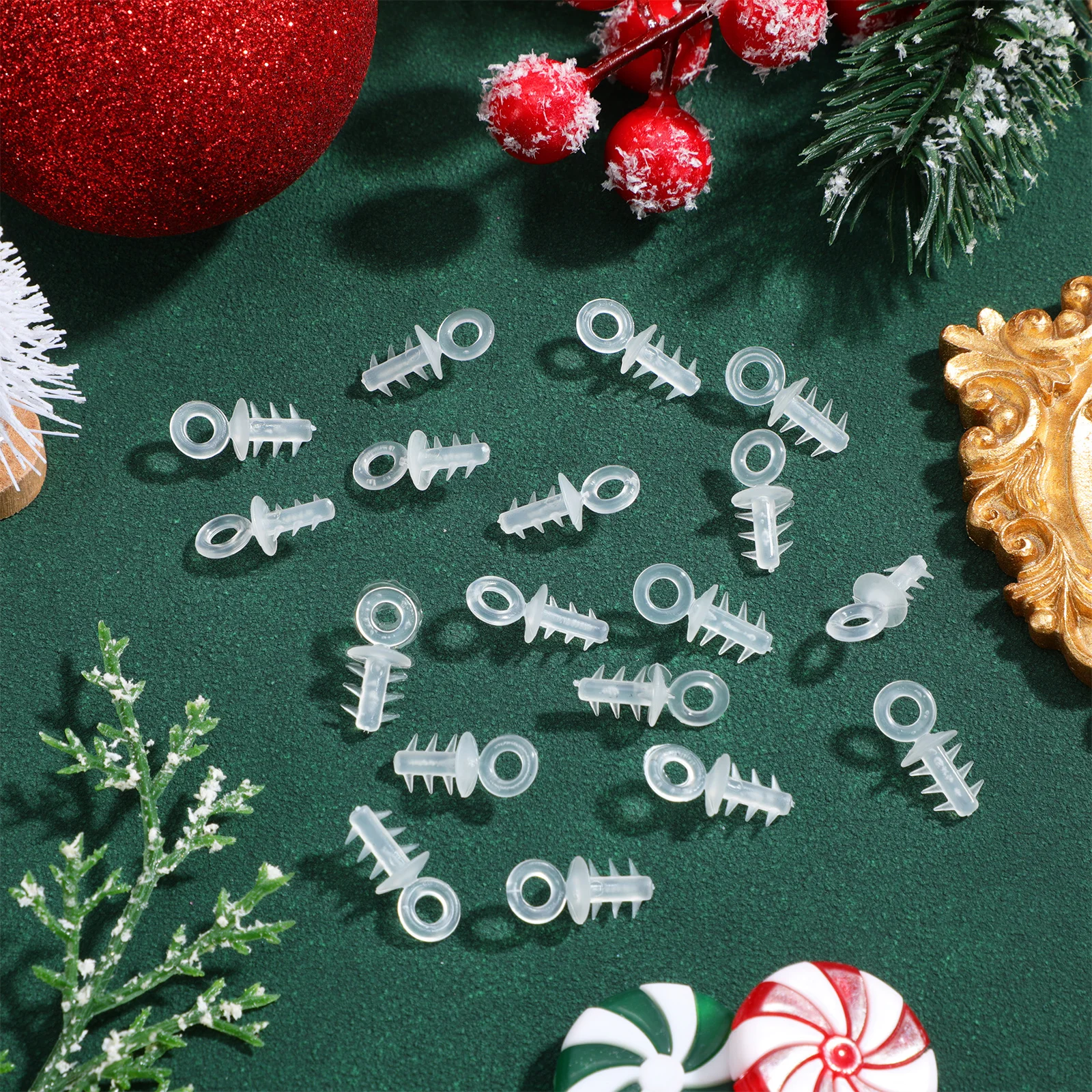 

200Pcs Christmas Ball Caps Lightweight Plastic DIY Hanging Ball Decoration Kit Pendant DIY Props Unique Balls Fittings Christmas