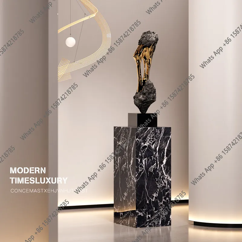 Times come and go, light luxury large floor-to-ceiling ornaments, sculptures, next to the TV cabinet, high-end art decorations