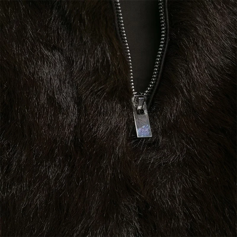 سترة نسائية شتوية جديدة لعام 2025، طراز أوروبي وأمريكي، تأثير بسيط من الفرو الصناعي