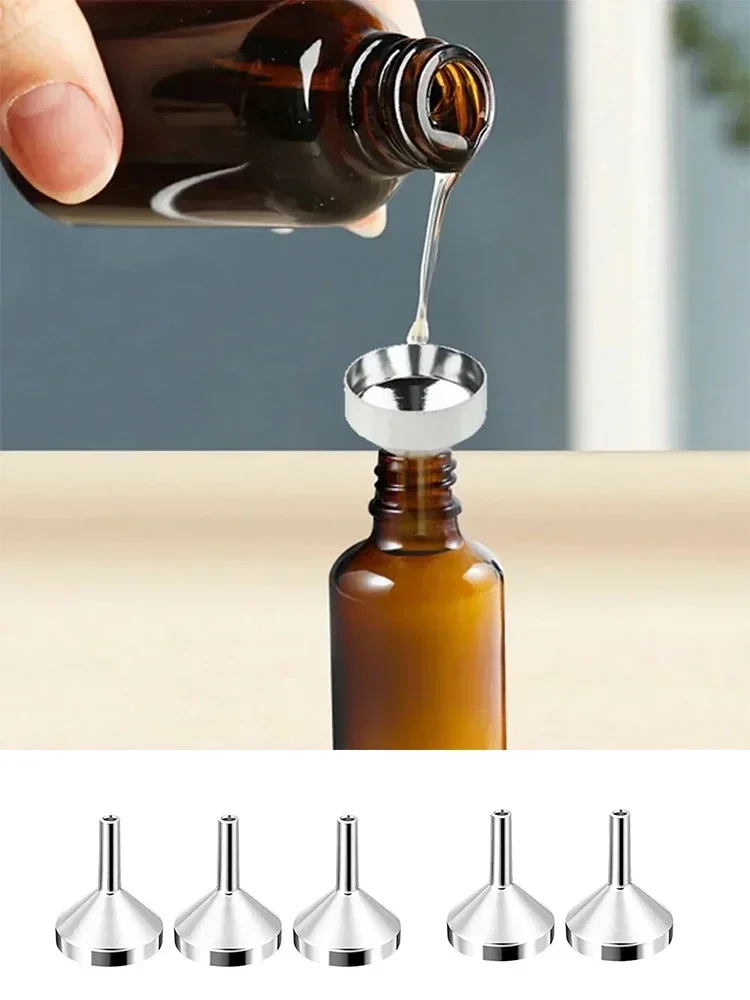 Mini entonnoirs métalliques, remplissage de petites bouteilles, transfert de liquide, recharge de parfum, huile essentielle, outil de distribution, fourniture de laboratoire, 3/5 pièces
