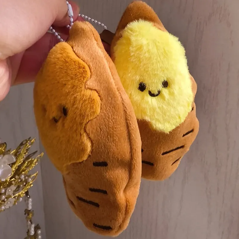 Cute Cartoon Roasted Sweet Potato Keychain Plush Toy Keyring Bag Pendants Simulated Food Decorative Accessories Gifts