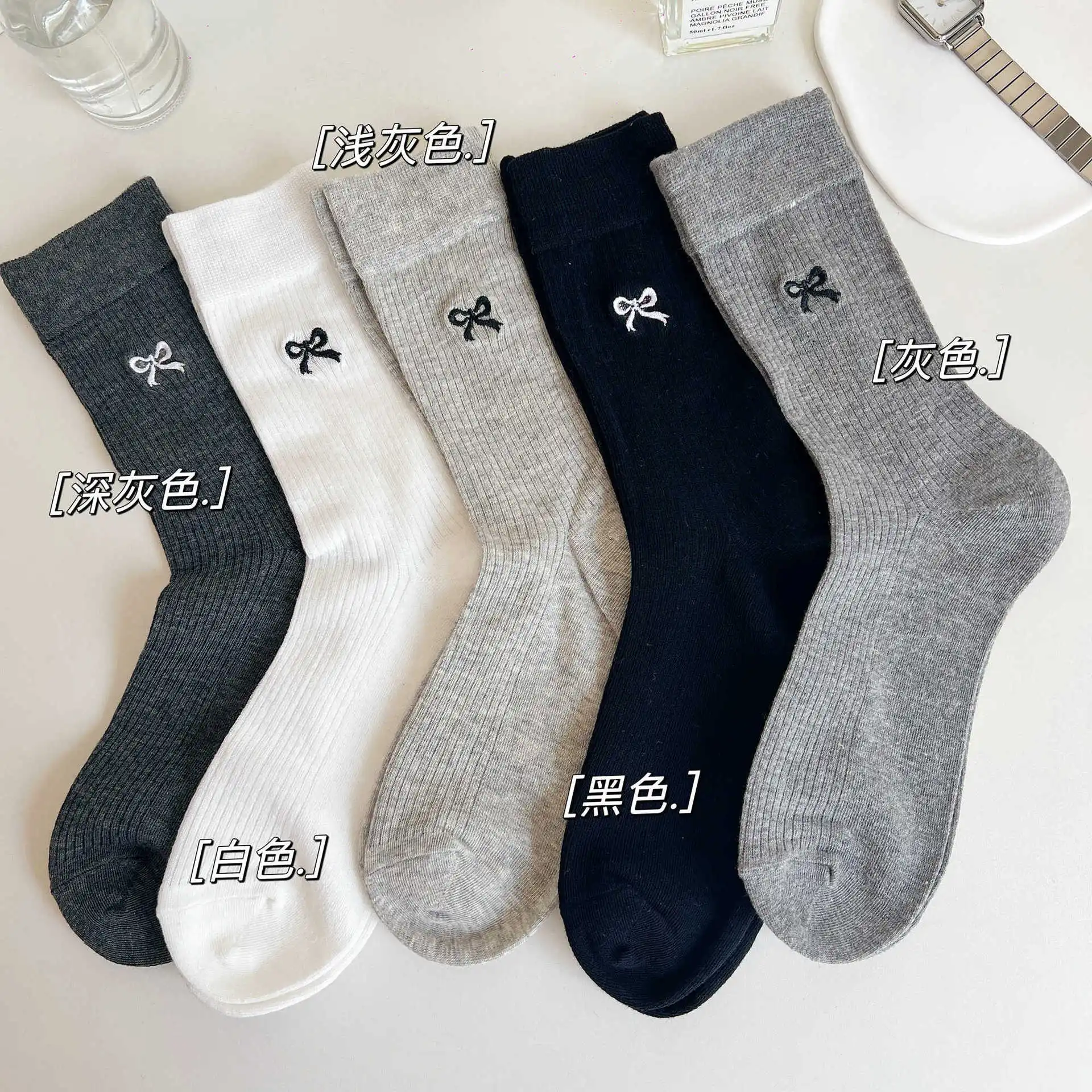 

Носки, женские весенне-осенние дышащие носки среднего размера с бантом, трендовые высококачественные чулки в студенческом стиле, милый стиль