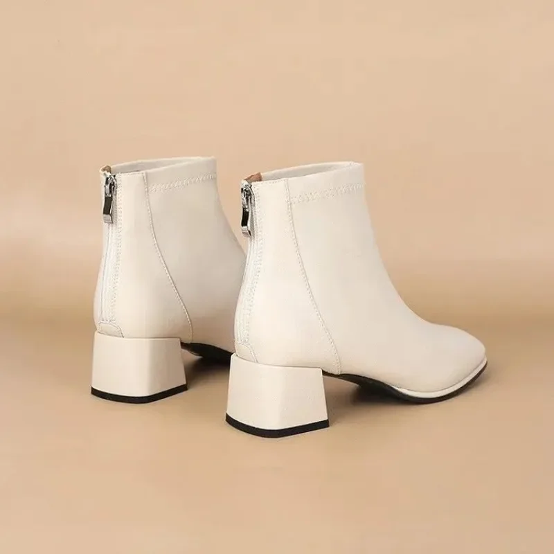 Botas cortas de punta redonda para Mujer, zapatos de cuero de tacón medio grueso, con cremallera trasera, talla grande, Otoño, 2024