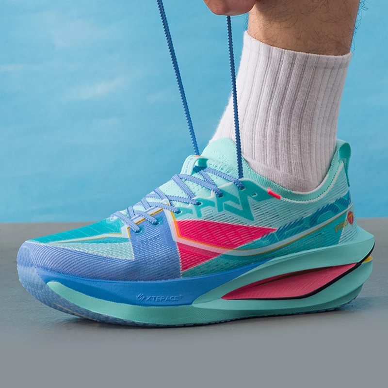Chinese Sports Brand Xtep Cushioning Running Shoes Men's Shoes New Men's Lightweight Jogging Shoes Outdoor Fitness Training Shoes Sports Shoes 975319110041-3