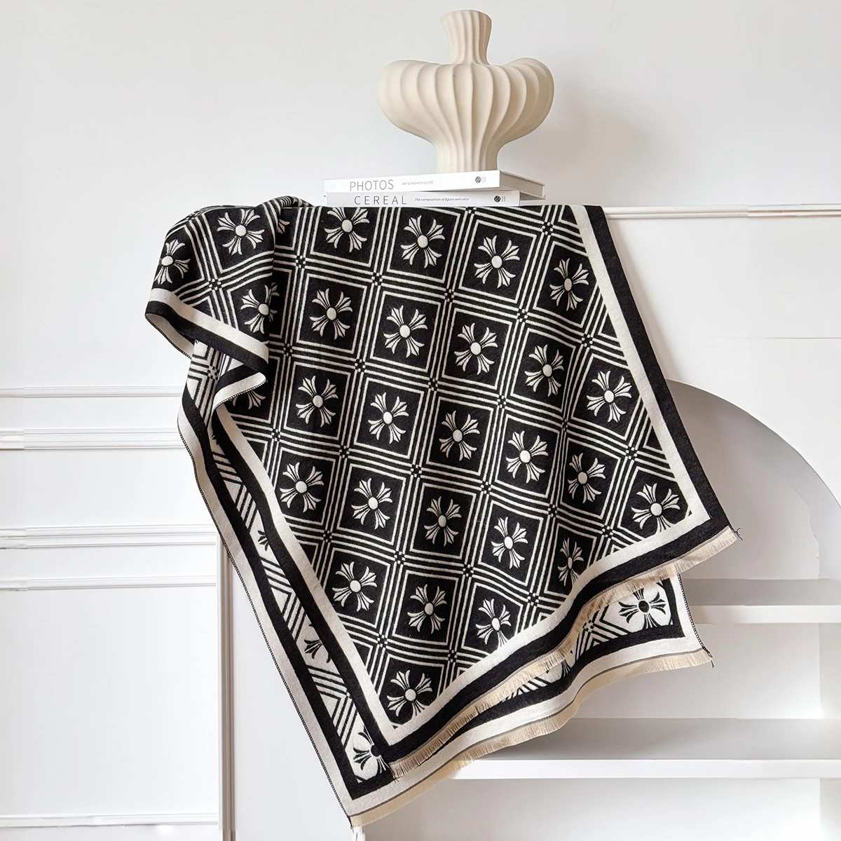 Winter Warmer Kaschmirschal für Frauen Luxus Pashmina Decke Dicker Schal Wickelhalstuch Mode Bufanda Echarpe Poncho 2025 – Detail 6