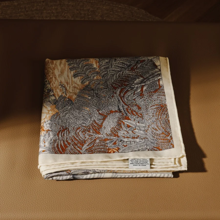 Echarpe-en-soie-et-laine-double-face-style-foret-tropicale-30-soie-65-laine-grand-chale-carre-vintage-accessoire-de-mode-polyvalent