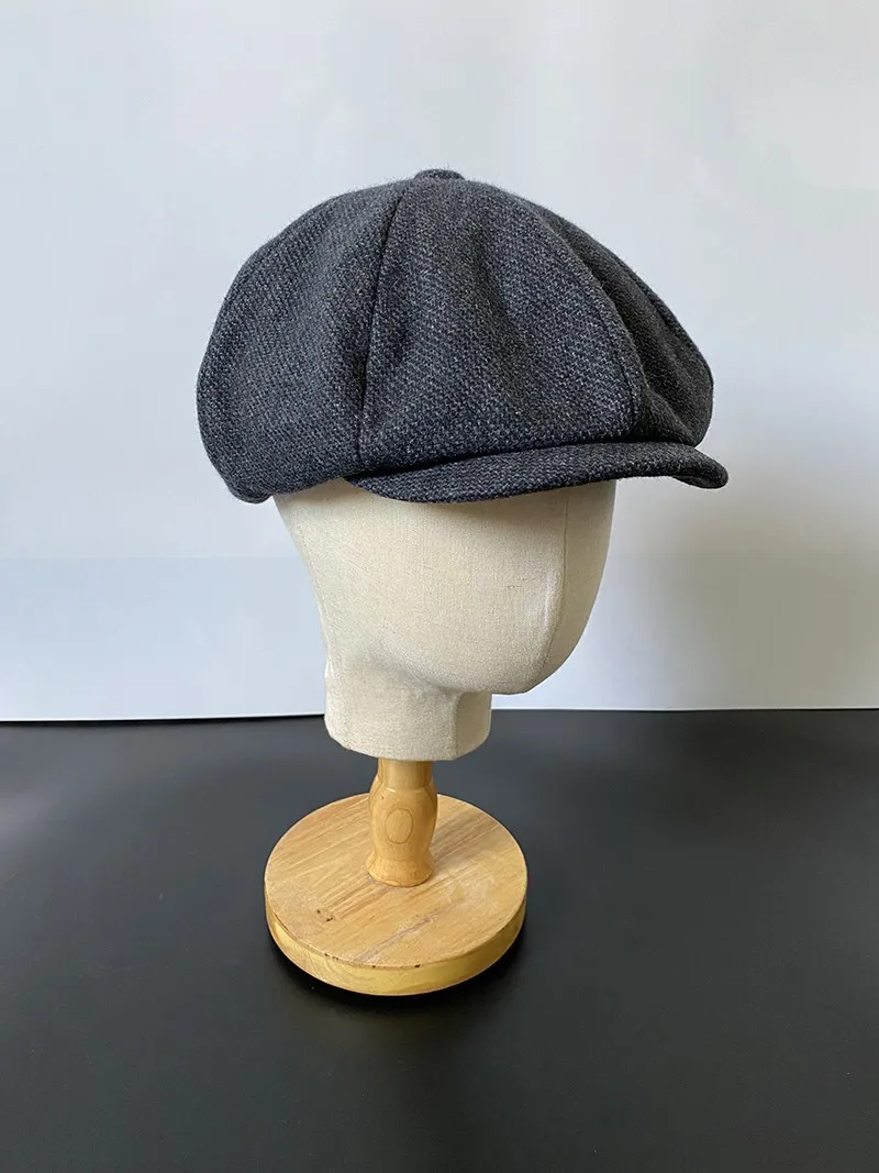 

2025 New Vintage Men's Newsboy Cap Brown Women Men Berets Classic Woolen Octagonal Caps Casual Gatsby Flat Hat Artist Hat