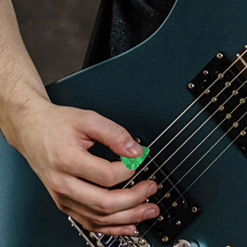 

30Pcs Guitar Picks Bulk Durable Solid Material Reusable Comfortable Playing Acoustic Electric Ukulele Guitar Accessories