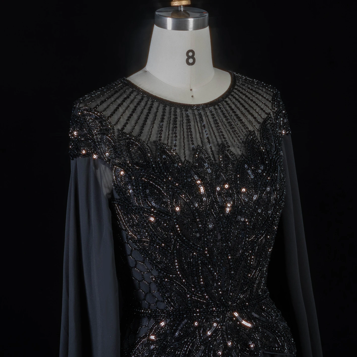 Sharon Said Abendkleider Glamouröses Schwarzes Chiffon-Paillettenkleid mit Perlen und Cape-Ärmeln Luxuriöses Dubai-Formelles Partykleid SS104 Maßanfertigung – Detail 15