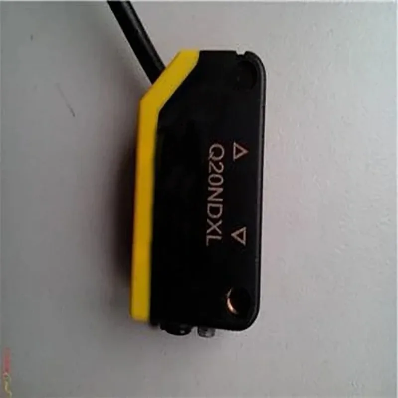 Best Photosensitive Sensor Q20NDXL Is Used To Detect The Existence Of Pallet