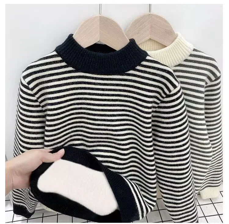 New autumn and winter clothing from Europe and America, featuring black and white striped knitwear for boys and girls, baby and